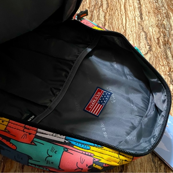 Olympia USA PRINCETON 18” Student Backpack with Multicolor Cat Pattern - Picture 4 of 7